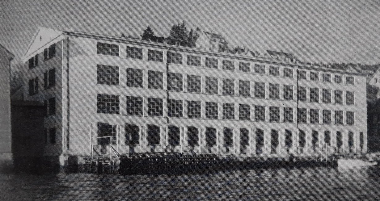 Veveriet i Bomullsvarefabrikken i 1946