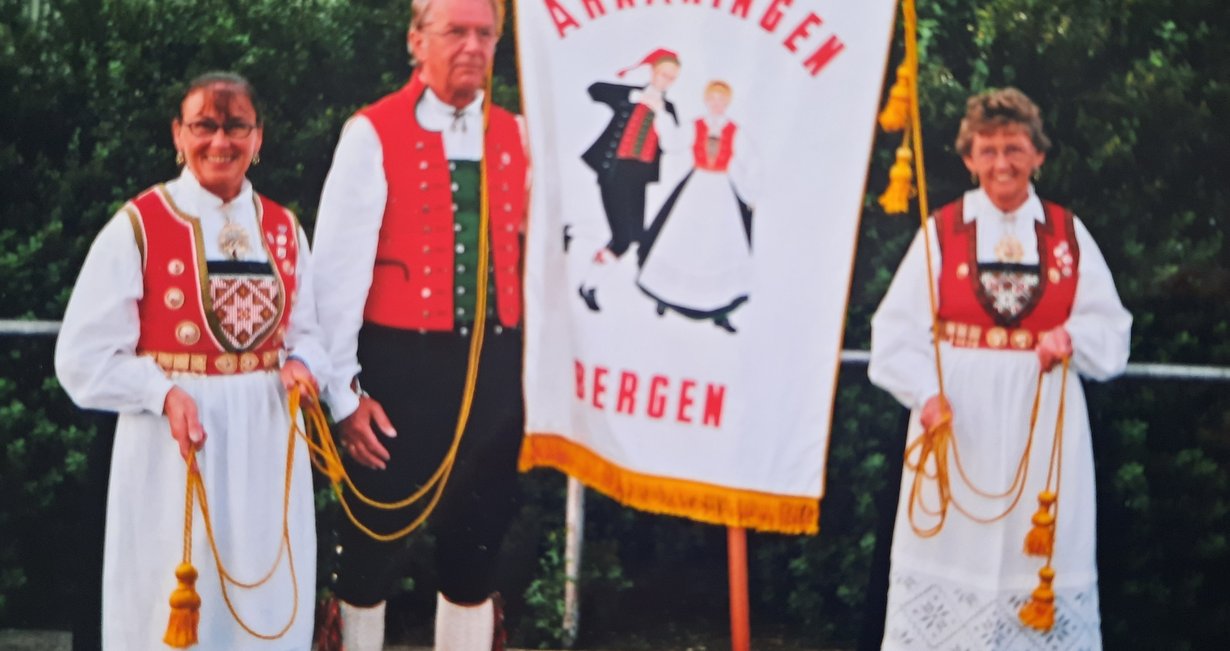 Fana til Arnaringen.